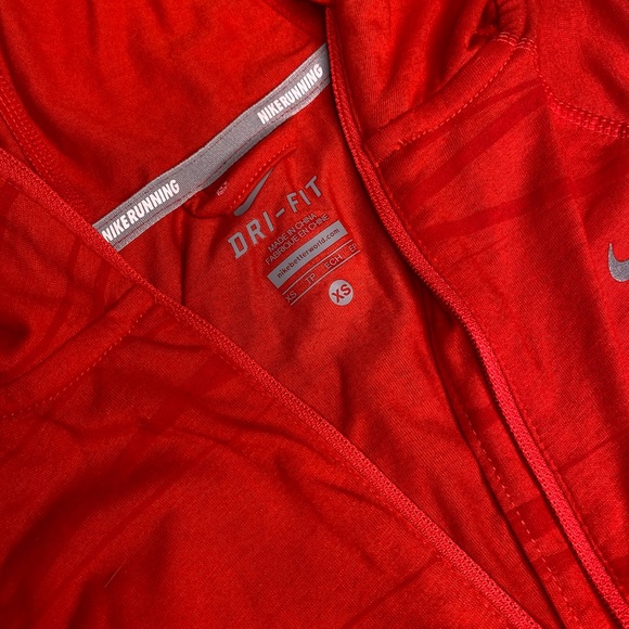 Nike Running Dri-Fit Hooded Pullover - Picture 4 of 5